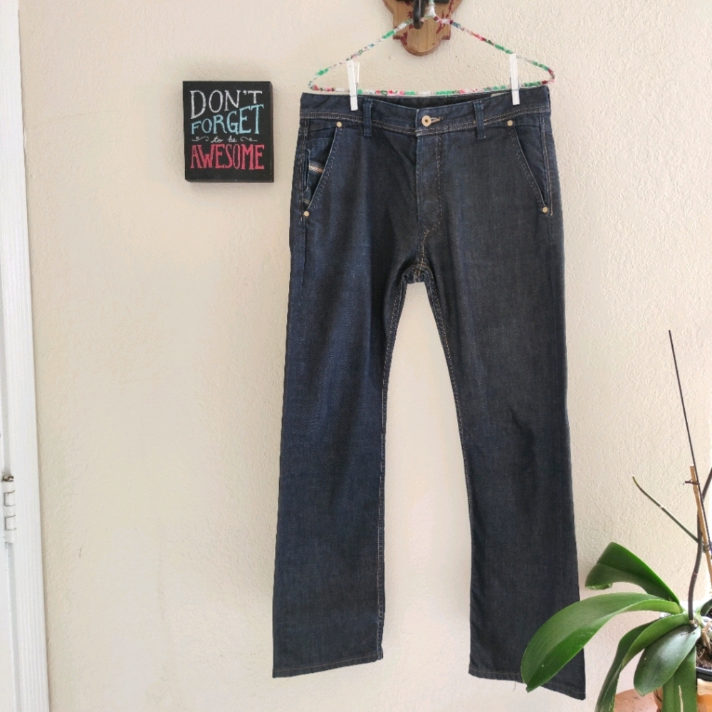 Diesel 💙 Reelack Denim Jeans Button Fly‎ Straight